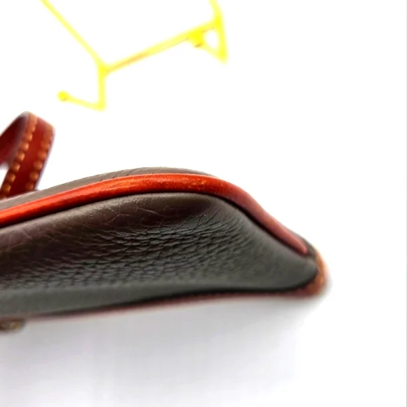 DOONEY & BOURKE Pebbled Leather Wristlet Taupe Large Size - Picture 6 of 7